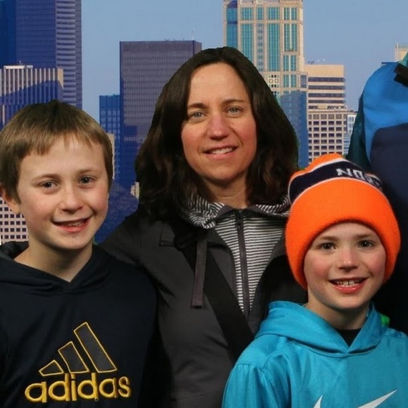 Meet your Posher, Paula - Picture 1 of 1